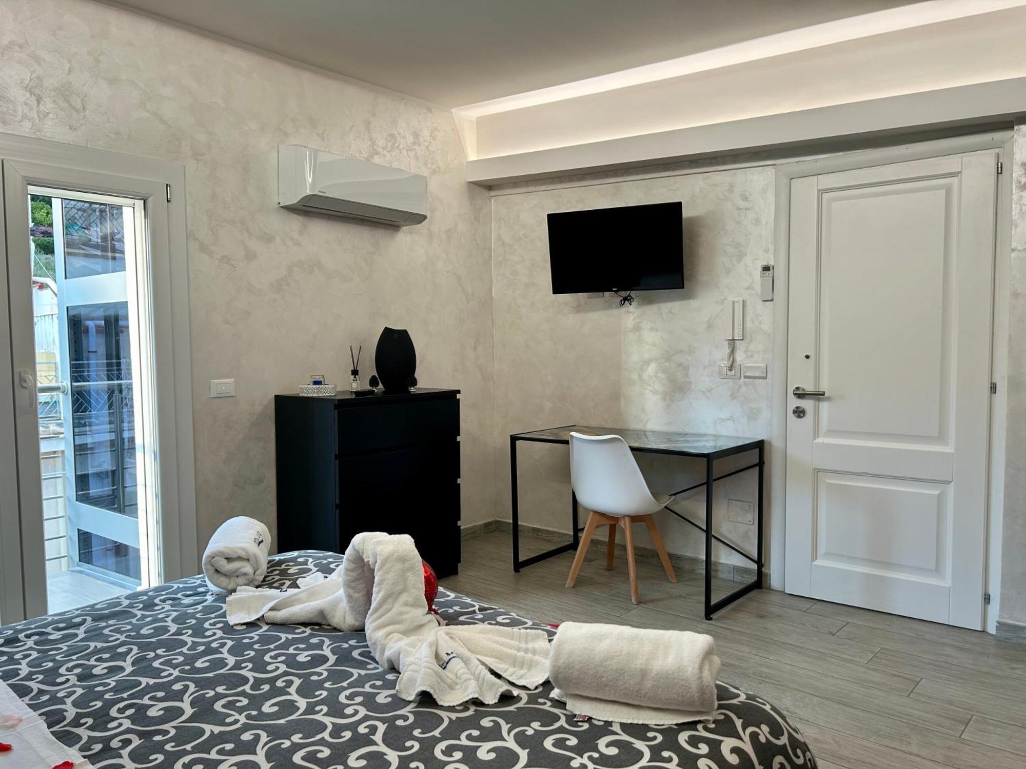 Vista Mare Apartments Giardini Naxos Ruang foto