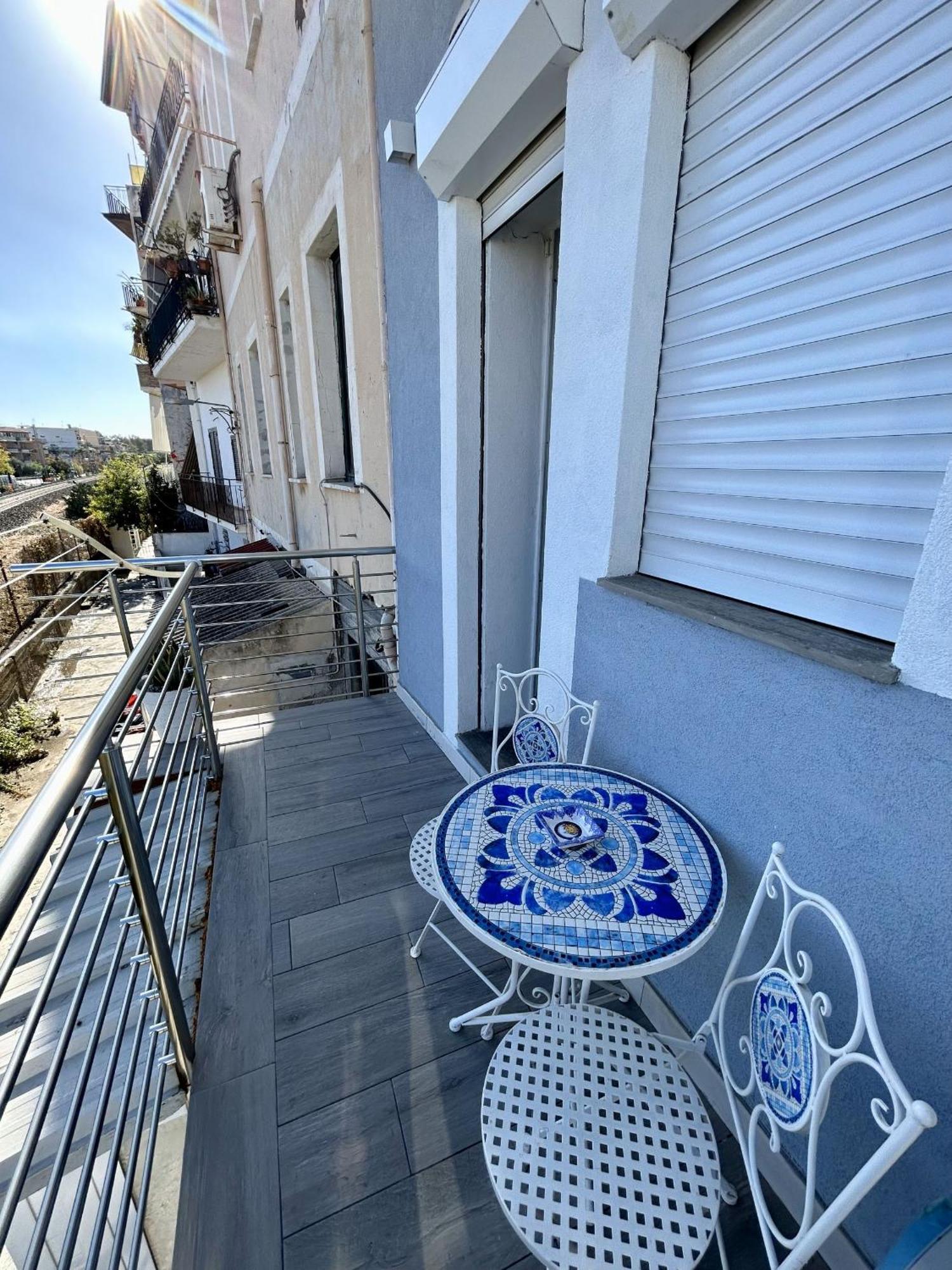 Vista Mare Apartments Giardini Naxos Ruang foto