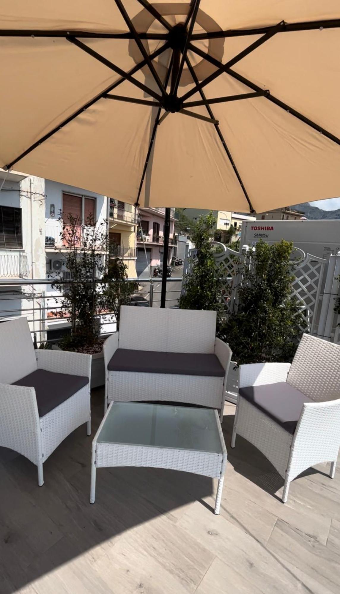 Vista Mare Apartments Giardini Naxos Bagian luar foto
